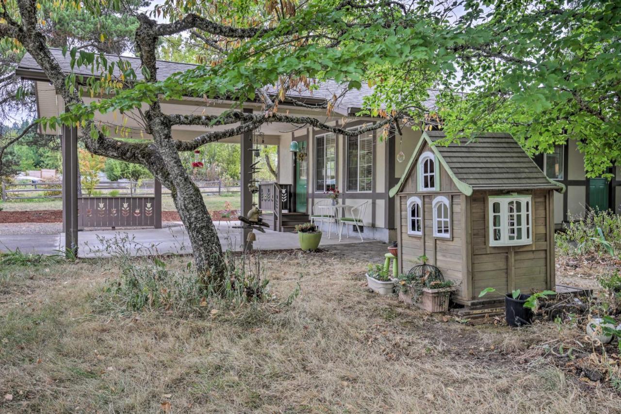 Cozy Cottage On Flower Farm With Baker Creek Views! 맥민빌 외부 사진